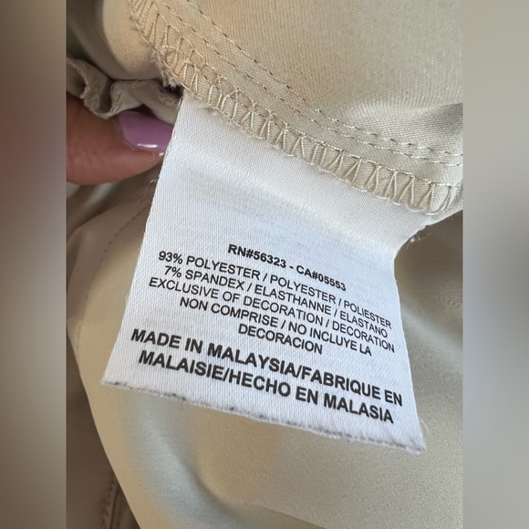 Nike Golf‎ Women's Dri-Fit 5" Shorts Size 4 Ivory With Pockets - Picture 4 of 9